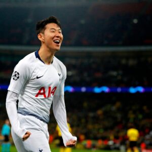 Read more about the article Son scores as Tottenham leads in the HT 1-0 vs Man. Utd – VIDEO