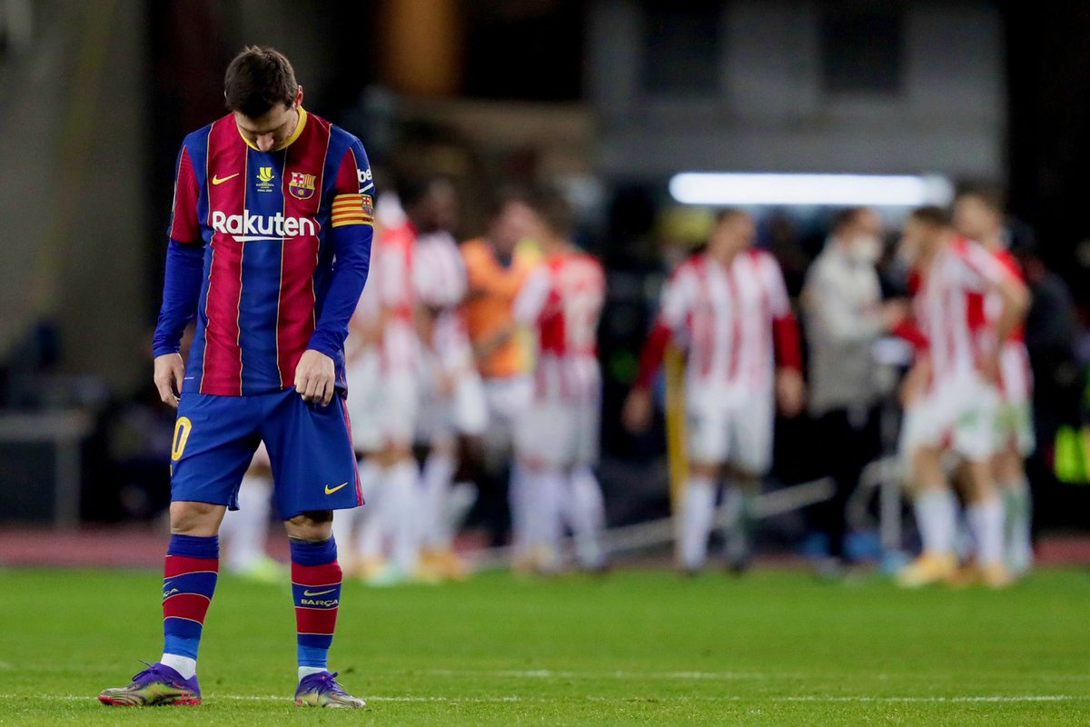 You are currently viewing BREAKING: Lionel Messi is sent off for the first time in his Barcelona career