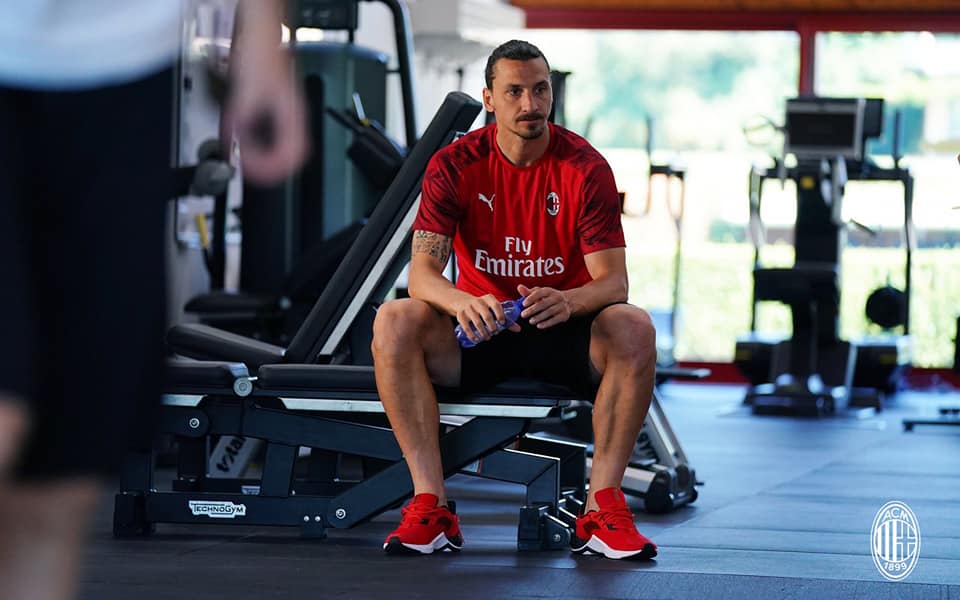 Read more about the article Ibrahimovic desperate to return to action and help AC Milan , he might play some minutes against Torino